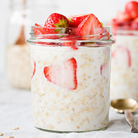 photo of overnight oatmeal with strawberries